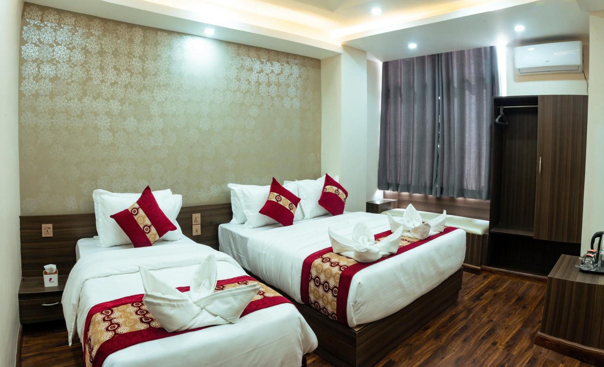 Kusum Airport Hotel 카트만두 외부 사진